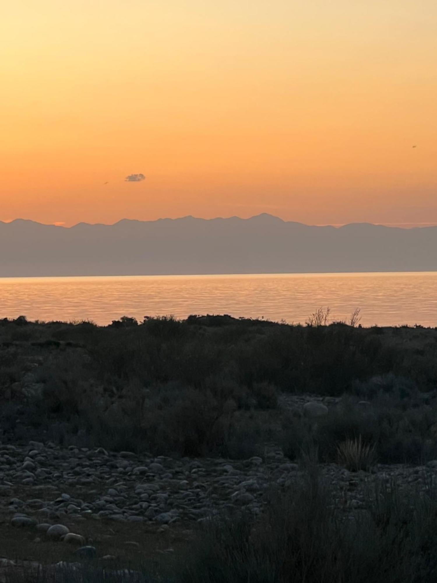 Guest House And Yurt Camp "Ailuu" Tong Esterno foto